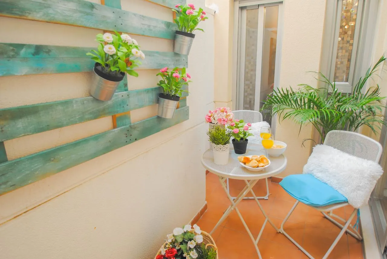 Malaga Center Flat Holidays Paseo De Reding Spagna